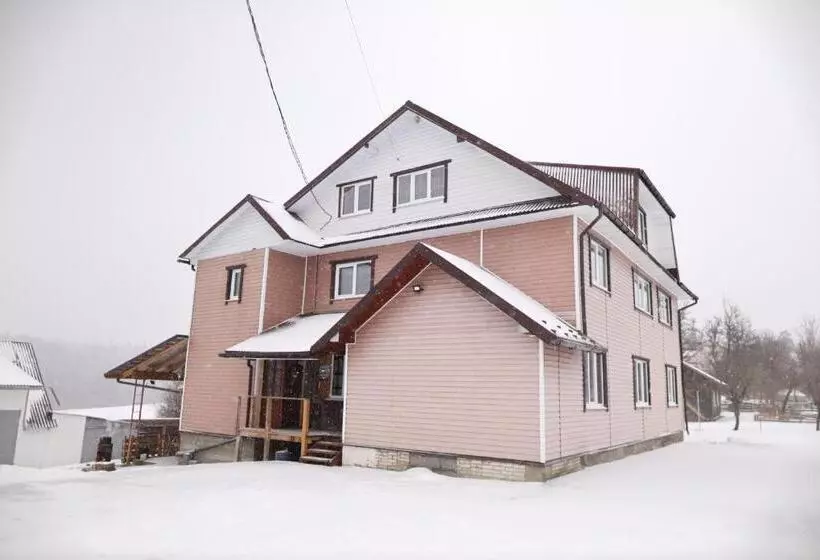 Majatalo котедж у карпатах