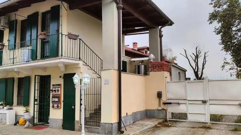 Majatalo Cascina Della Rocca