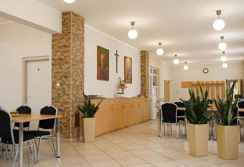 بنسيون Dom Pútnika Cbm