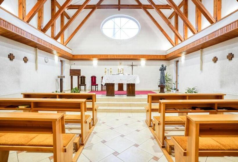 بنسيون Dom Pútnika Cbm