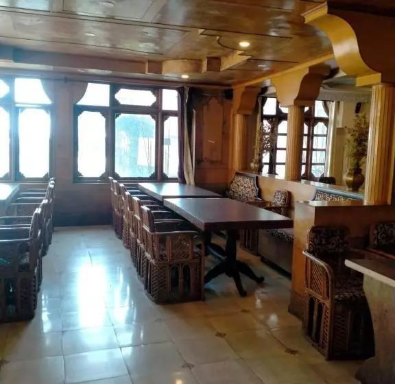 Majatalo Marina Dharamshala