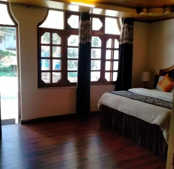 Majatalo Marina Dharamshala