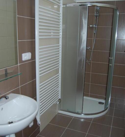 펜션 Penzion Na 13 Lipník