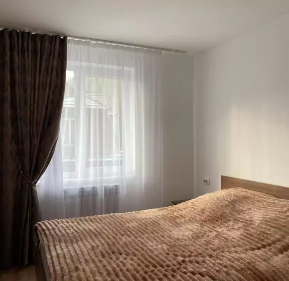 پانسیون Weekend House