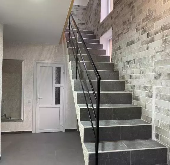 پانسیون Weekend House