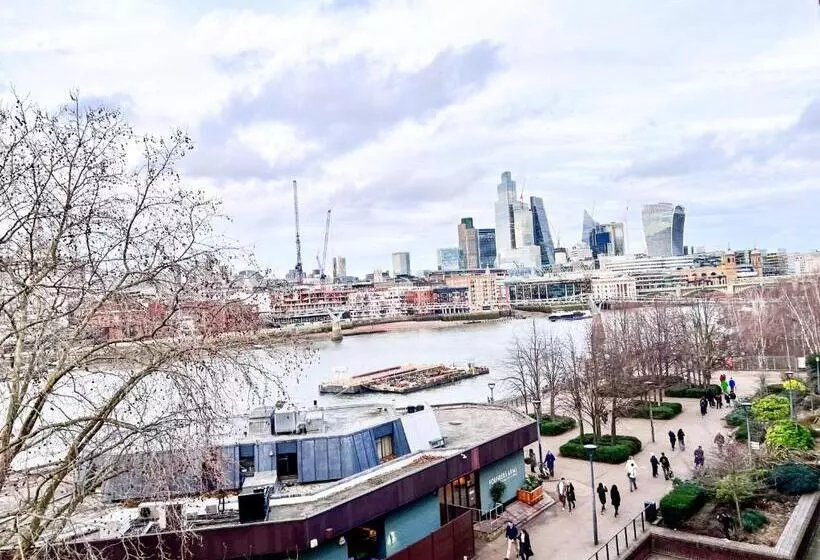 River Thames View Entire Apartment Next To Tate Modern And St Paul Cathedral