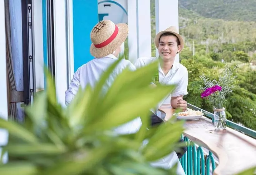 Trần Long Cù Hin