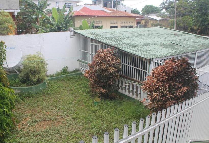 هاستل Alojamientos Turísticos Shalain