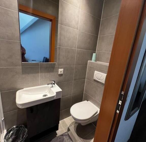 호스텔 Gasthof Knezevic