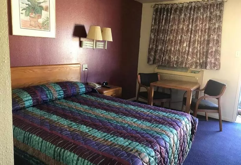 Retkeilymaja Luxury Inn