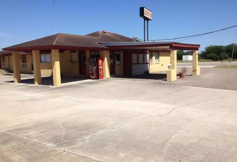 Retkeilymaja Luxury Inn