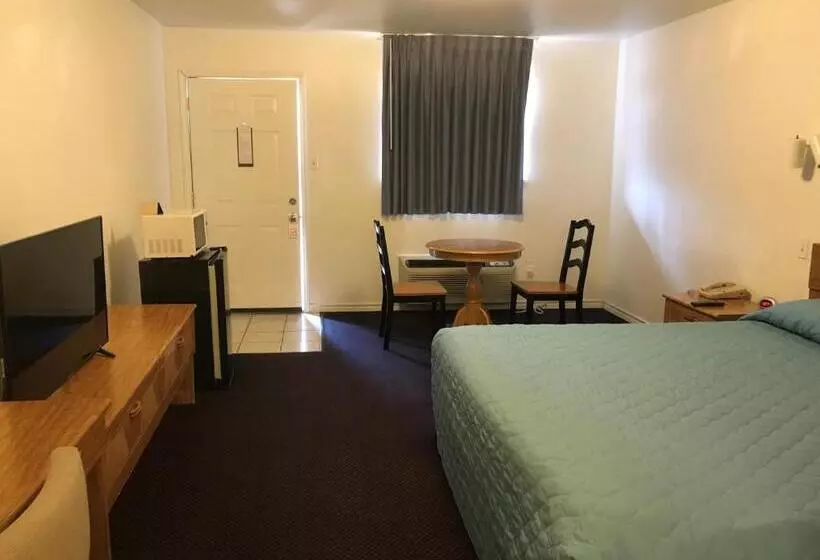 Retkeilymaja Luxury Inn