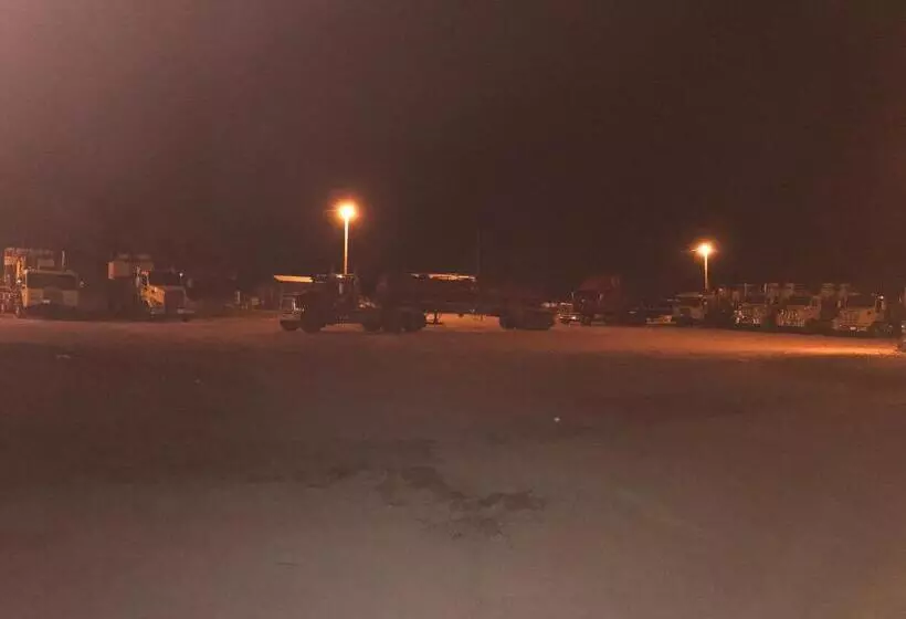 Retkeilymaja Luxury Inn