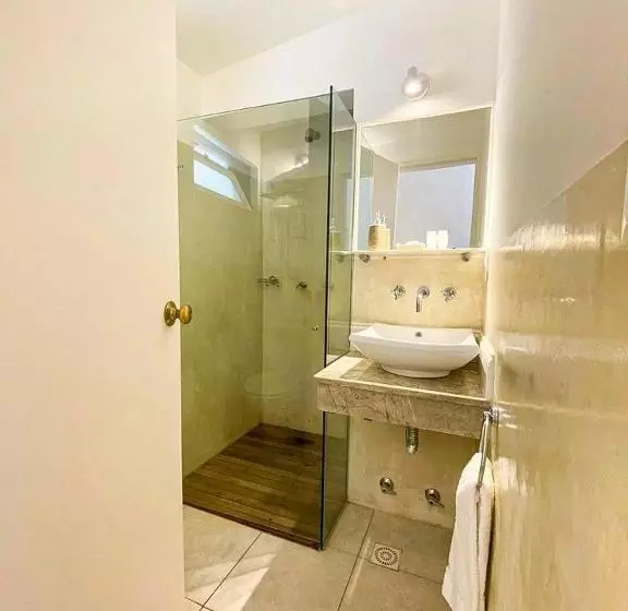 Retkeilymaja M A R ė A