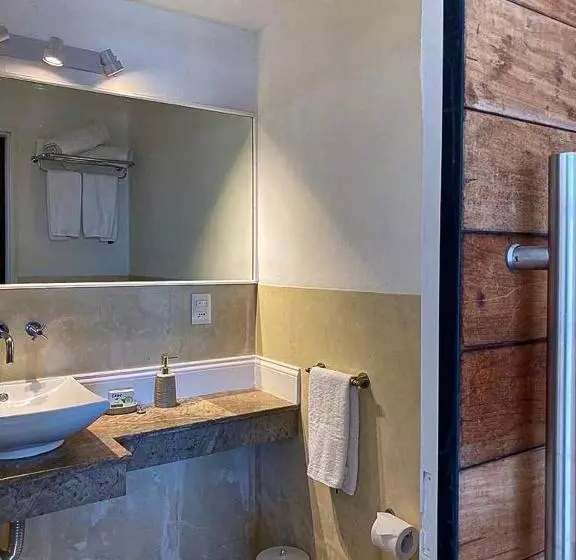 Retkeilymaja M A R ė A