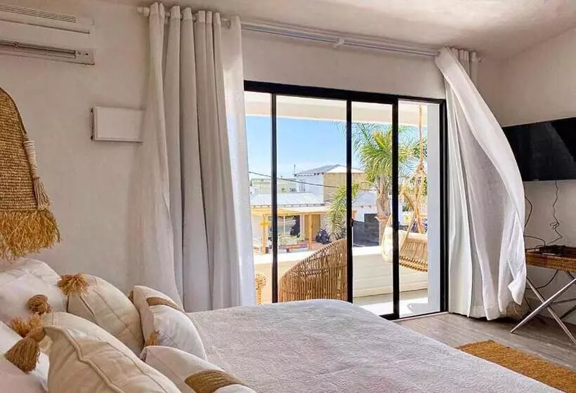 Retkeilymaja M A R ė A