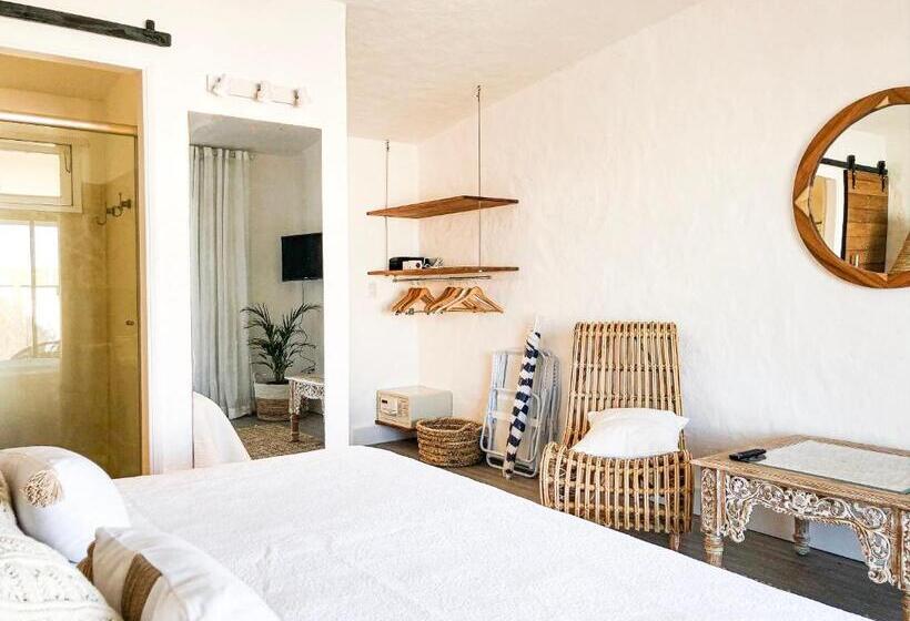 Schronisko M A R ė A