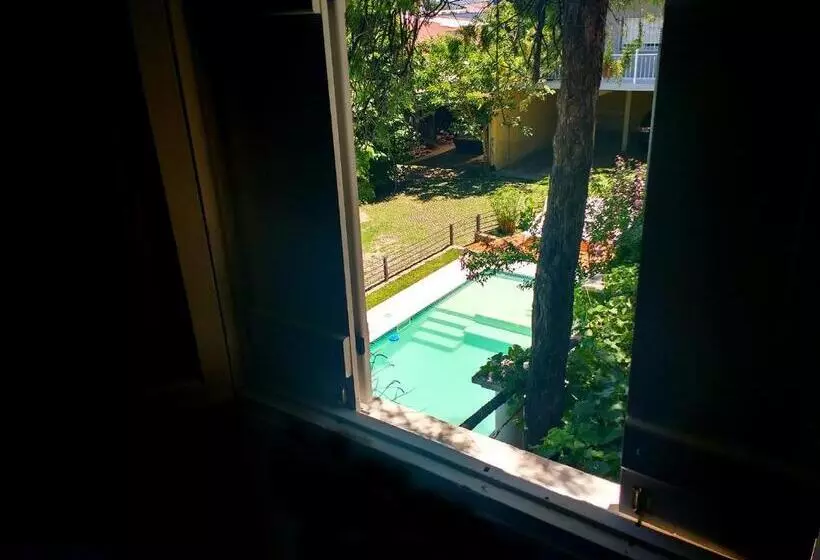 Retkeilymaja Sierras