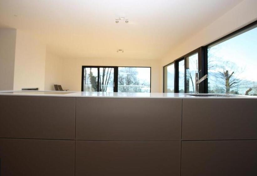 تختخواب و صبحانه California