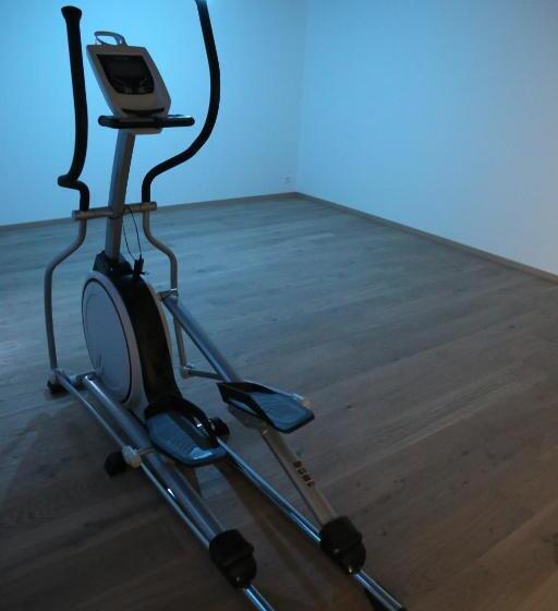 تختخواب و صبحانه California