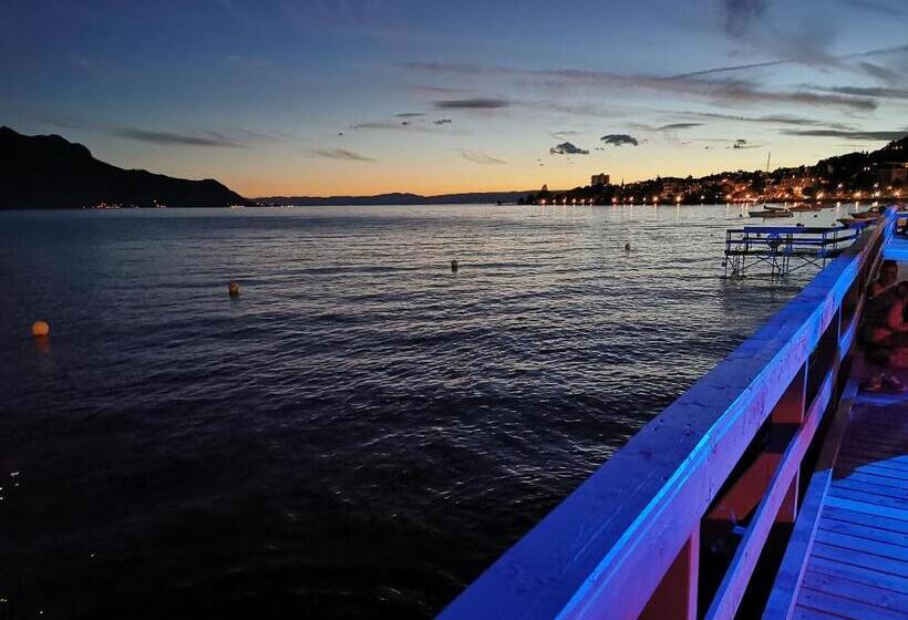 تختخواب و صبحانه California