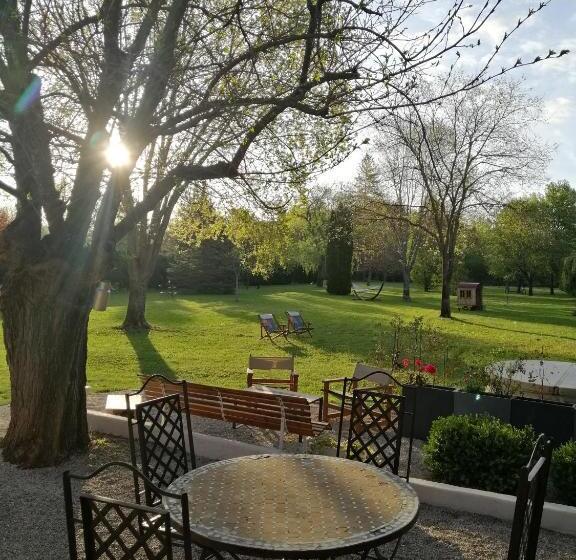 Bed and Breakfast La Campagne En Ville