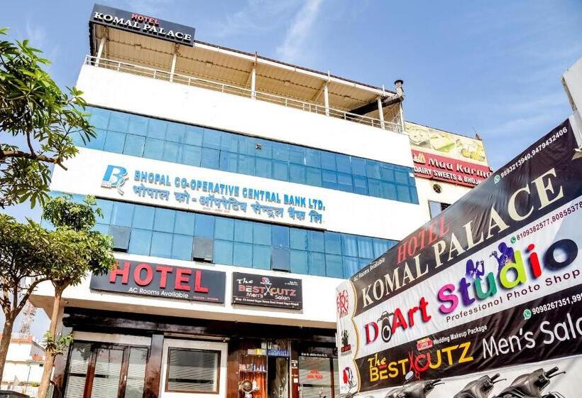 Capital O Hotel Komal Palace