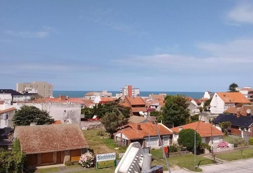 Hotel Arenas Y Apartamentos