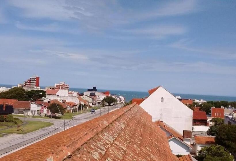 Hotel Arenas Y Apartamentos