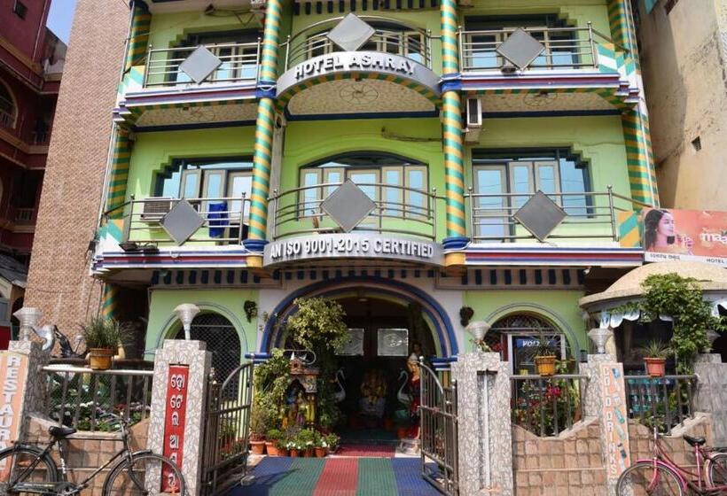 هتل Ashrayashray
