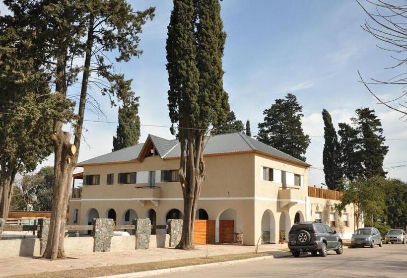 בית מלון כפרי Lago