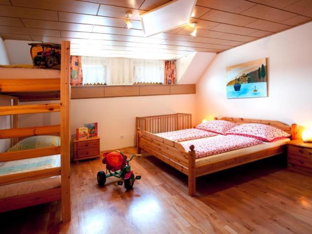 Отель Lindlhof Fam. Taferner