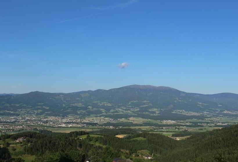 Отель Lindlhof Fam. Taferner