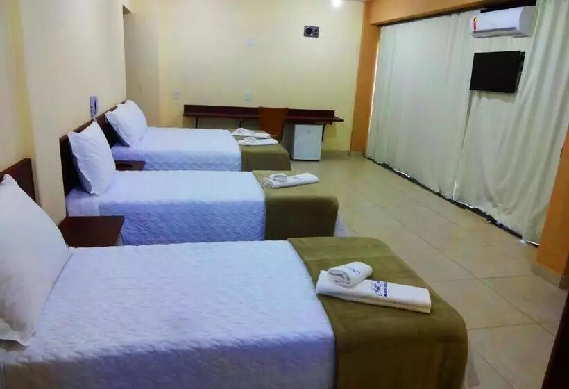 ホテル Monte Carlo Uberaba   Próximo Ao Hospital Uftm , Hospital Dr Hélio Angotti E Hospital Regional Ubera