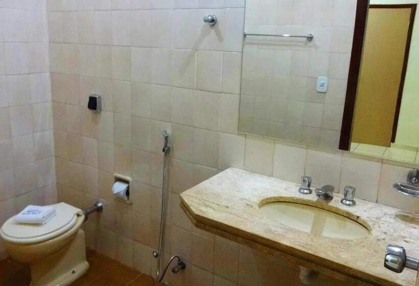 Otel Monte Carlo Uberaba Próximo Ao Hospital Uftm , Hospital Dr Hélio Angotti E Hospital Regional Ubera