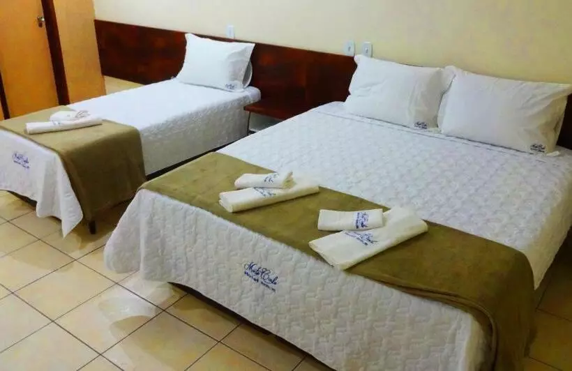 ホテル Monte Carlo Uberaba   Próximo Ao Hospital Uftm , Hospital Dr Hélio Angotti E Hospital Regional Ubera