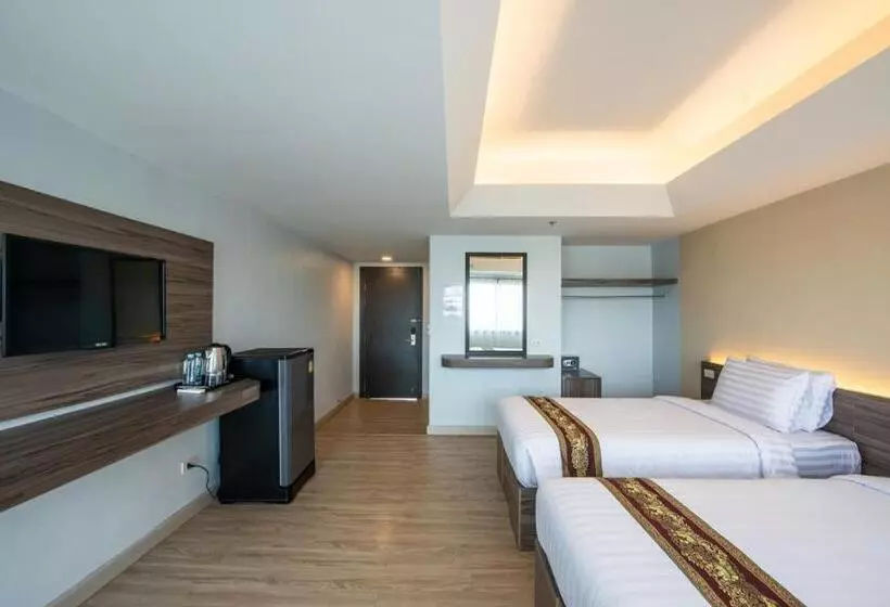 Hotelli Mylin Holiday