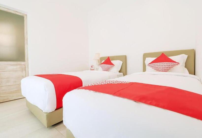 فندق Oyo 2896 Uma Menuh Guest House