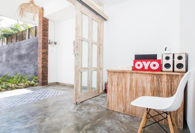 فندق Oyo 2896 Uma Menuh Guest House