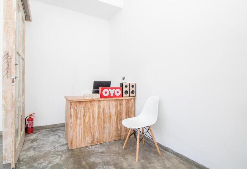 호텔 Oyo 2896 Uma Menuh Guest House