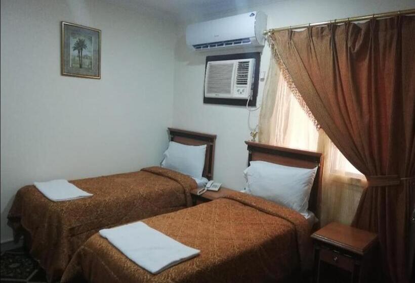 ホテル Rawdat Alkhalil