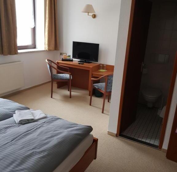 فندق Zur Altstadt