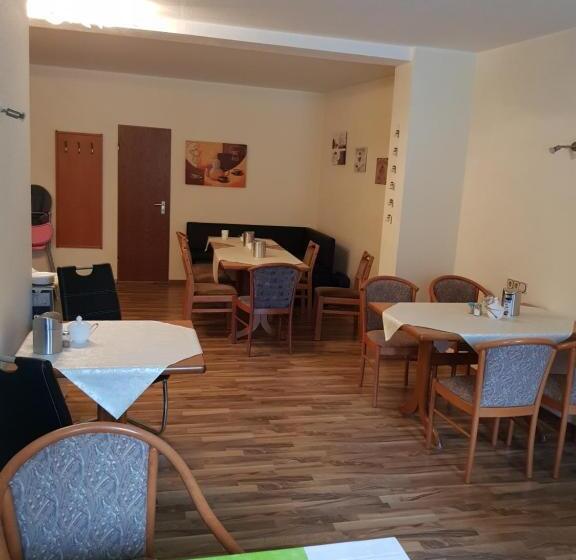 فندق Zur Altstadt