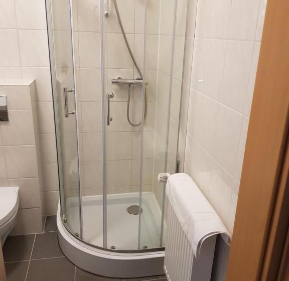 فندق Zur Altstadt