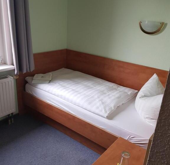 فندق Zur Altstadt