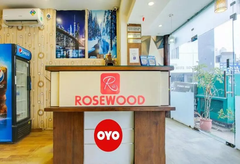 Oyo Flagship 43968 Hotel Rosewood