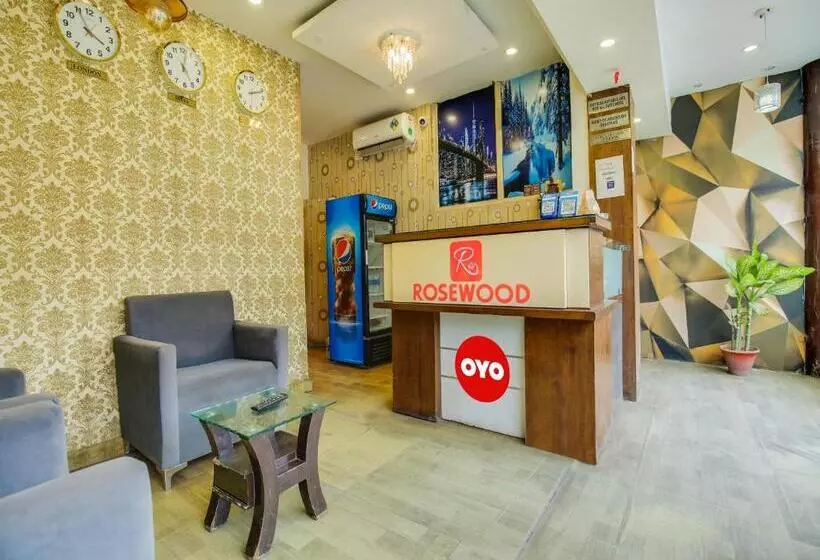 Oyo Flagship 43968 Hotel Rosewood