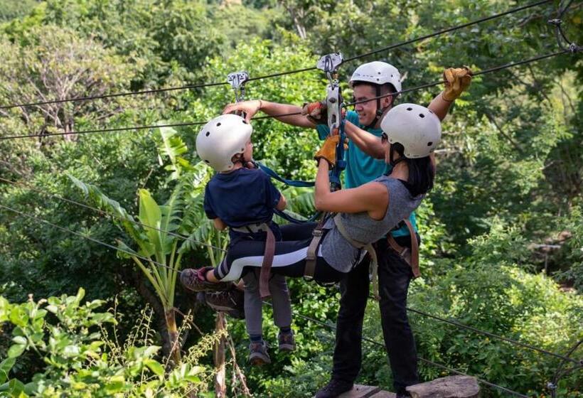 پانسیون Centro Ecoturístico Flor De Pochote