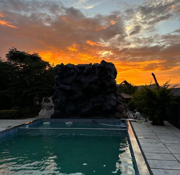 Pensionat Chalets Resort Masinagudi