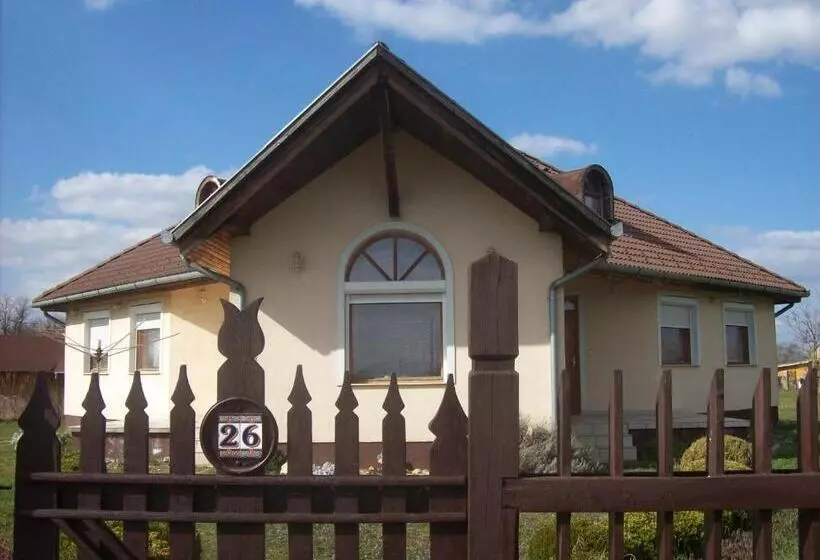 Majatalo Lila Akác Vendégház